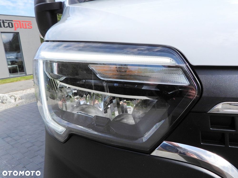Renault MASTER FURGON BRYGADÓWKA 7 MIEJSC TEMPOMAT NAWIGACJA LEDY KLIMATYZACJA  135KM - 21