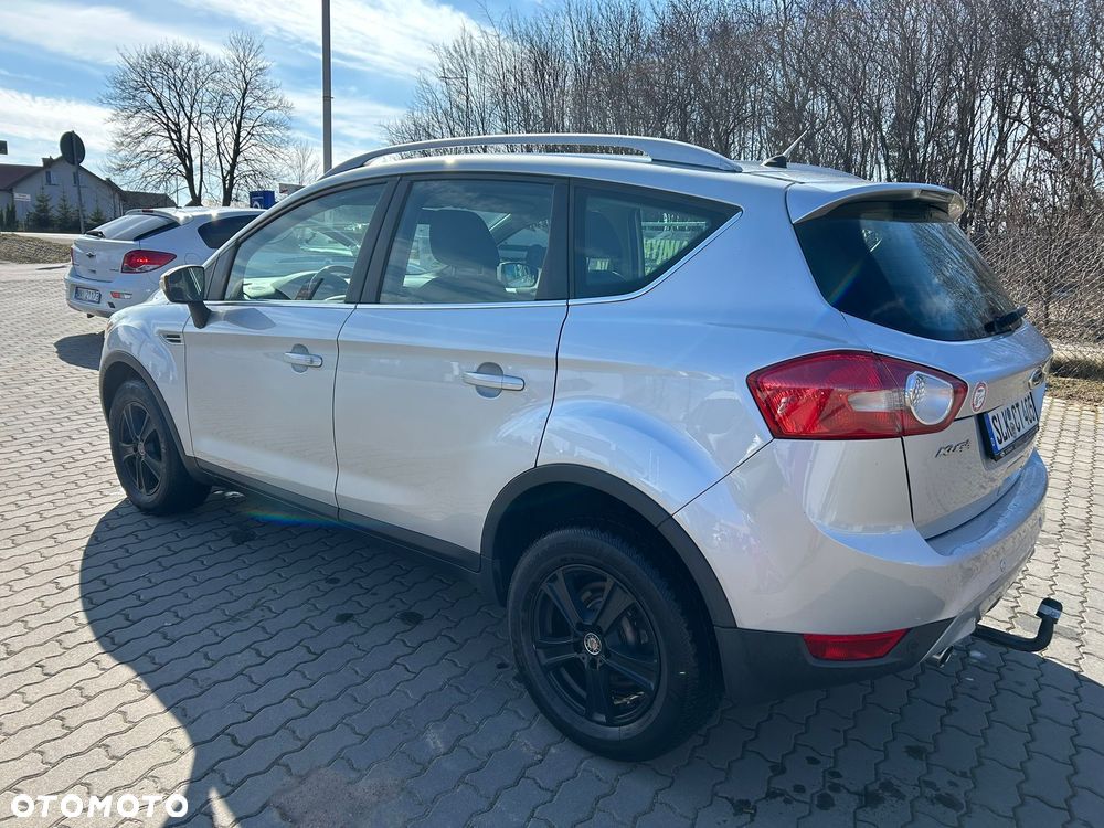 Ford Kuga 2.0 TDCi 2x4 Titanium - 7