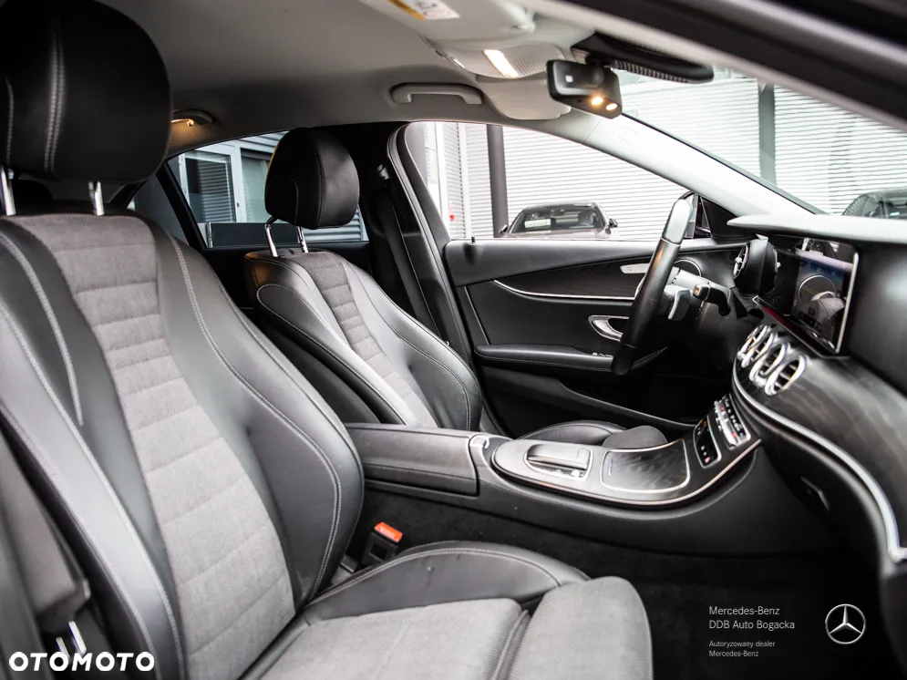 Mercedes-Benz Klasa E 220 d 4-Matic Avantgarde - 9
