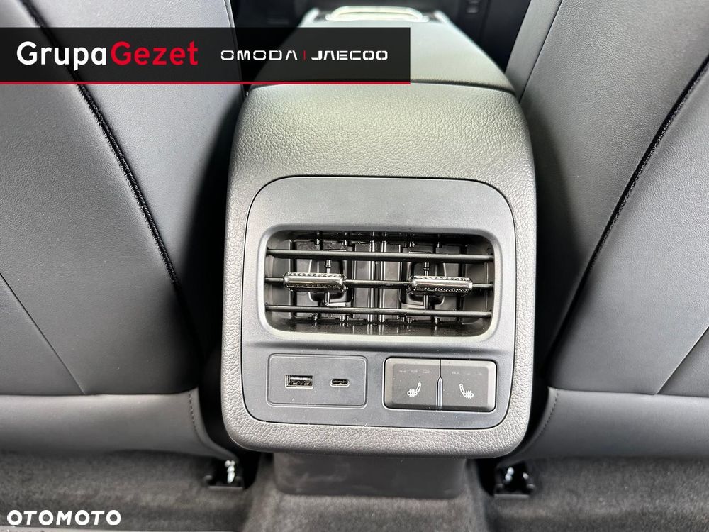 Omoda E5 - 10