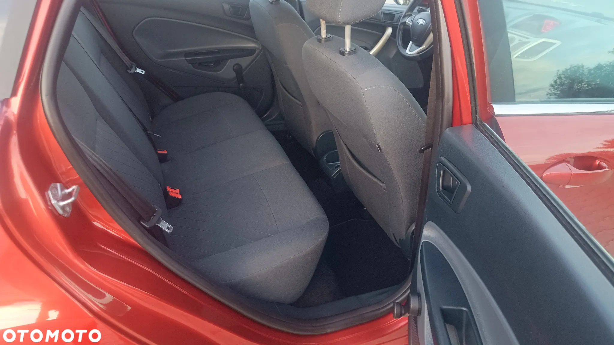 Ford Fiesta 1.4 Ghia EU5 - 22