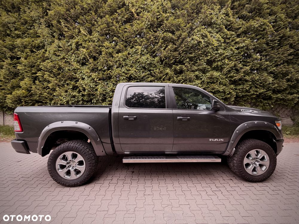 RAM 1500 Crew Cab Shortbed Bighorn - 19