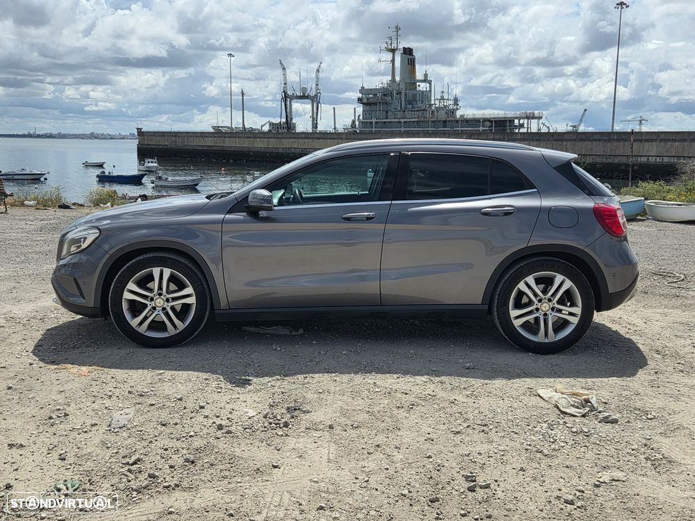 Mercedes-Benz GLA 180 CDI Urban - 4