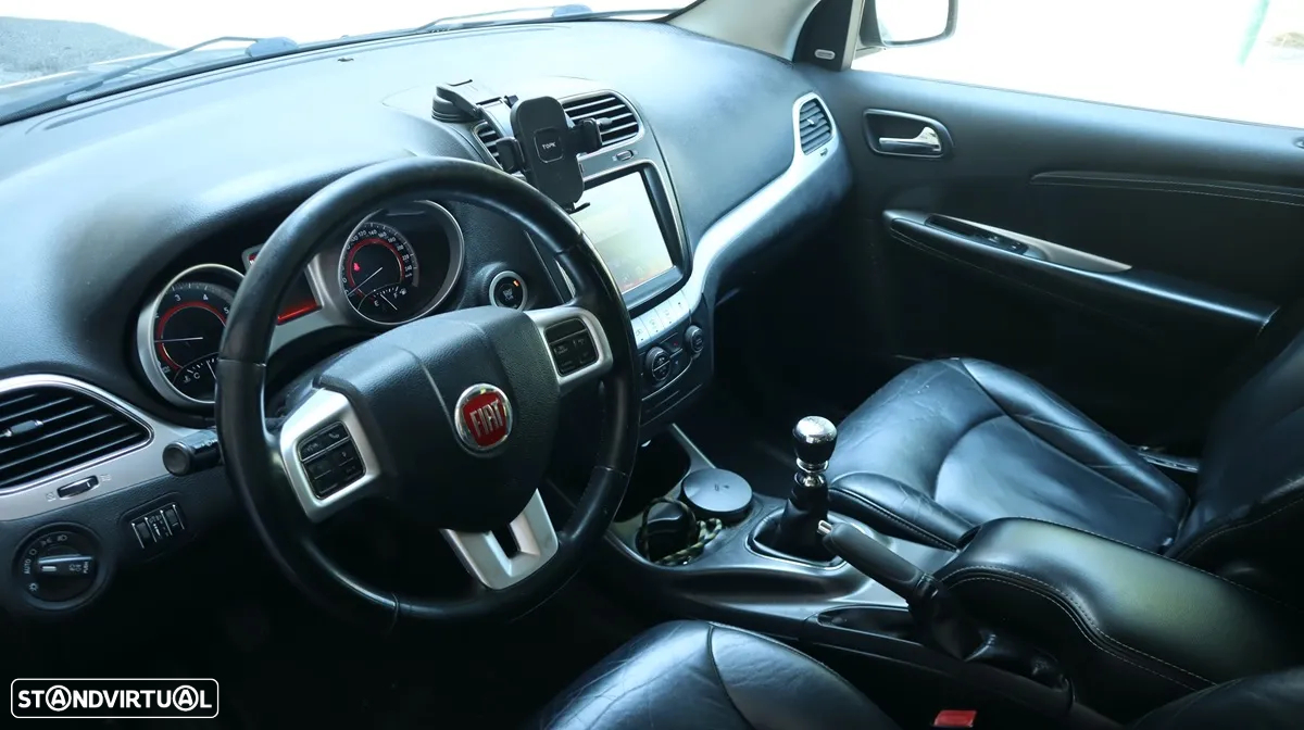 Fiat Freemont 2.0 M-Jet - 9