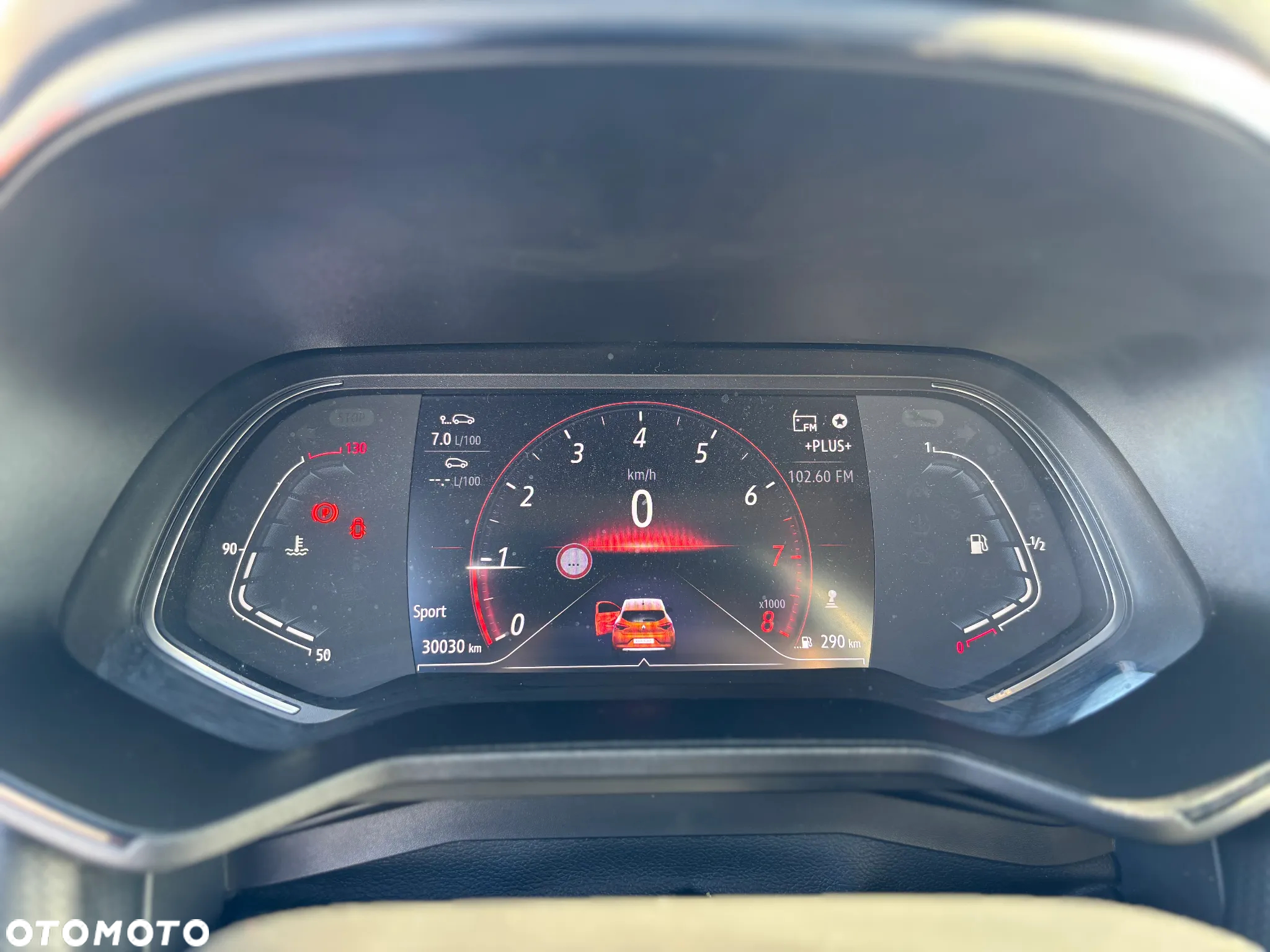 Renault Clio 1.0 TCe Techno - 10