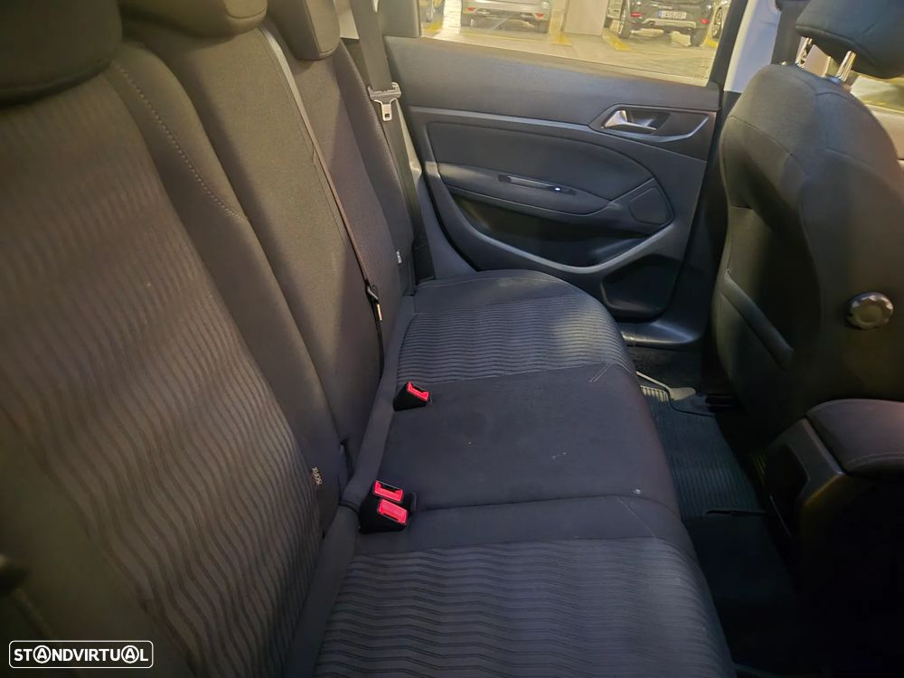 Peugeot 308 SW 1.6 BlueHDi Style - 33
