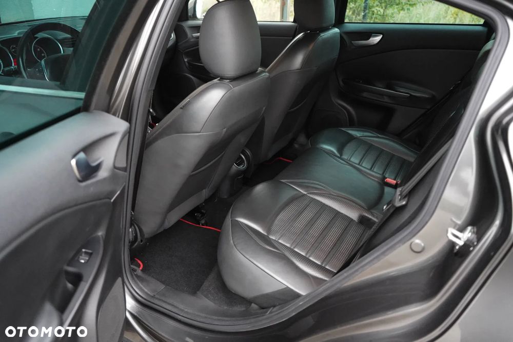 Alfa Romeo Giulietta 1.6 JTDM 16V Turismo - 11