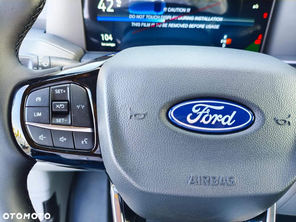 Ford E-Transit Custom - 11