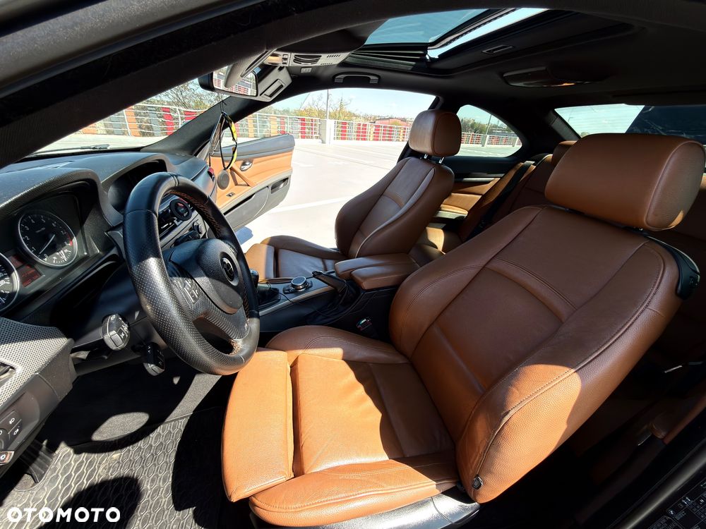 BMW Seria 3 335i - 11