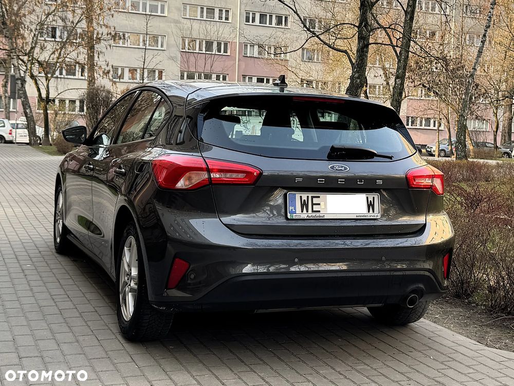 Ford Focus 1.0 EcoBoost Trend Edition - 29