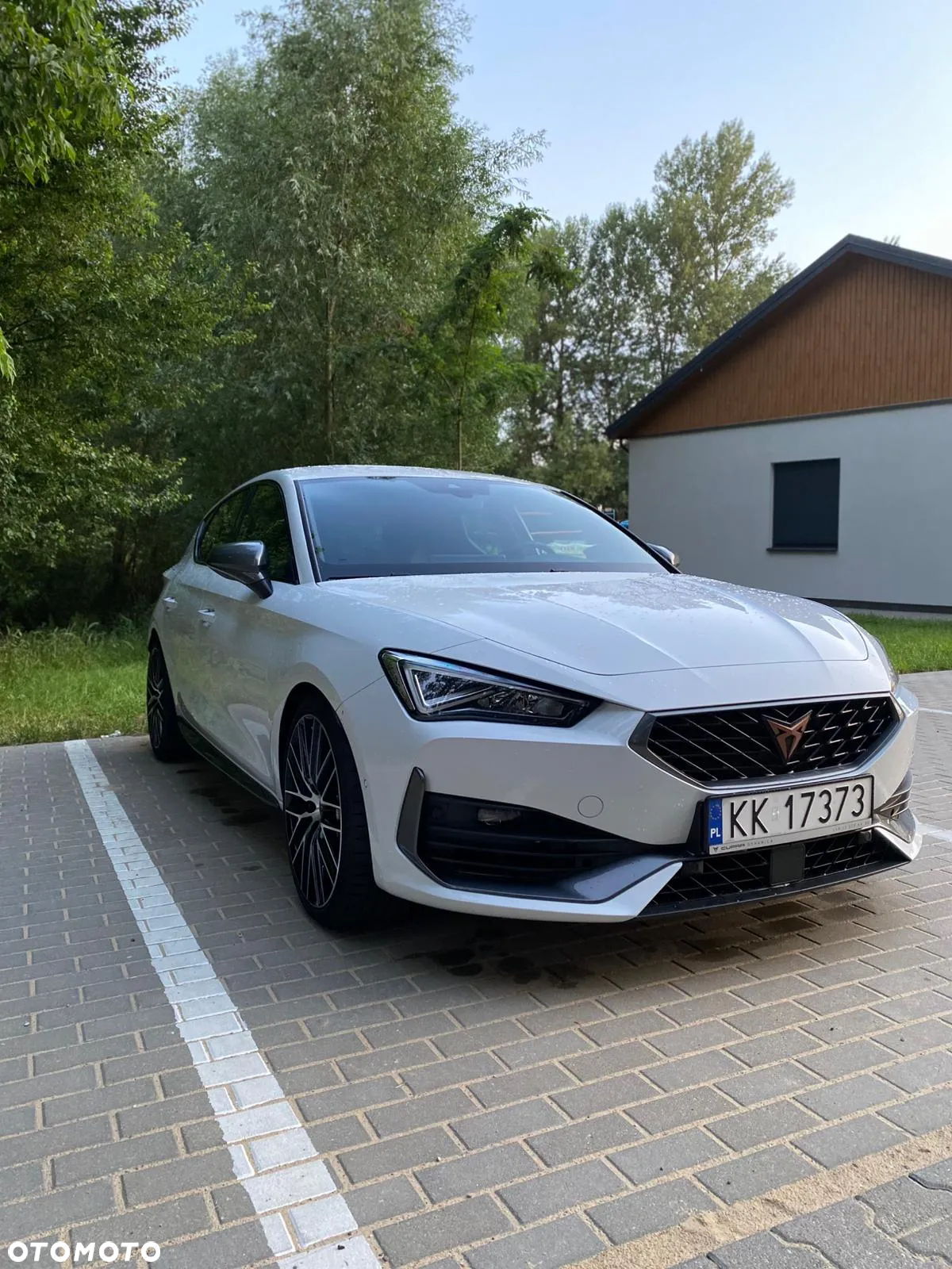 Cupra Leon 2.0 TSI VZ Cup DSG - 3