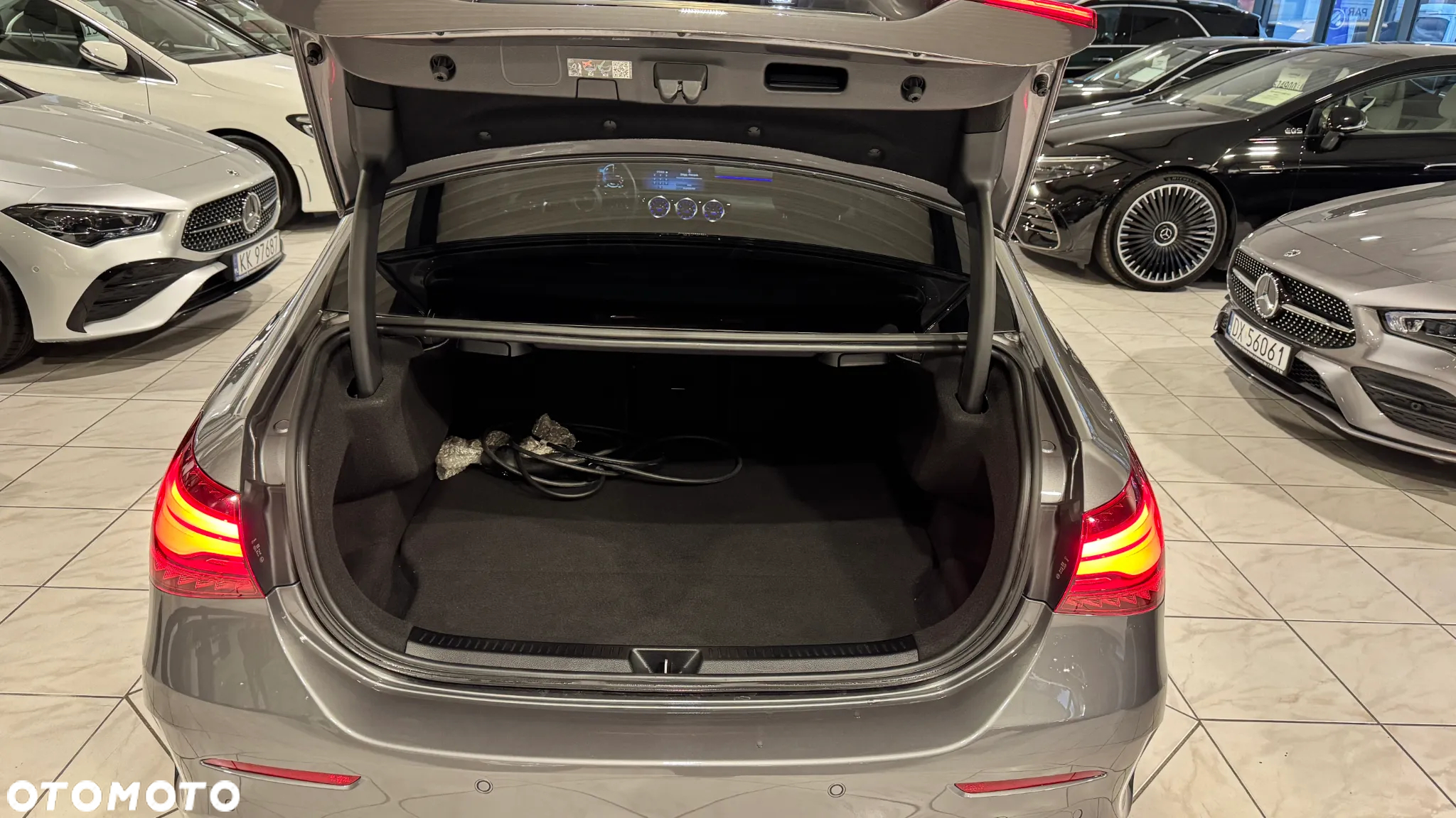 Mercedes-Benz Klasa A 250 e PHEV AMG Line 8G-DCT - 27