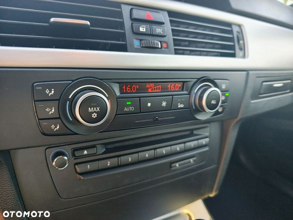 BMW Seria 3 - 36