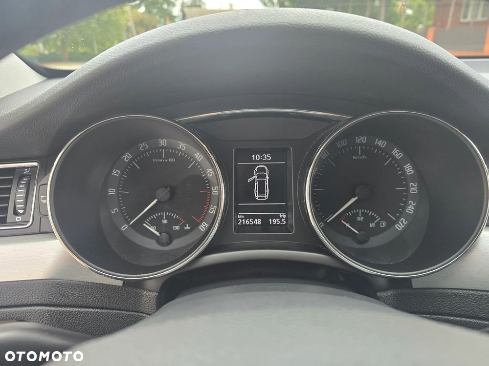 Skoda Superb 2.0 TDI DSG Elegance - 19