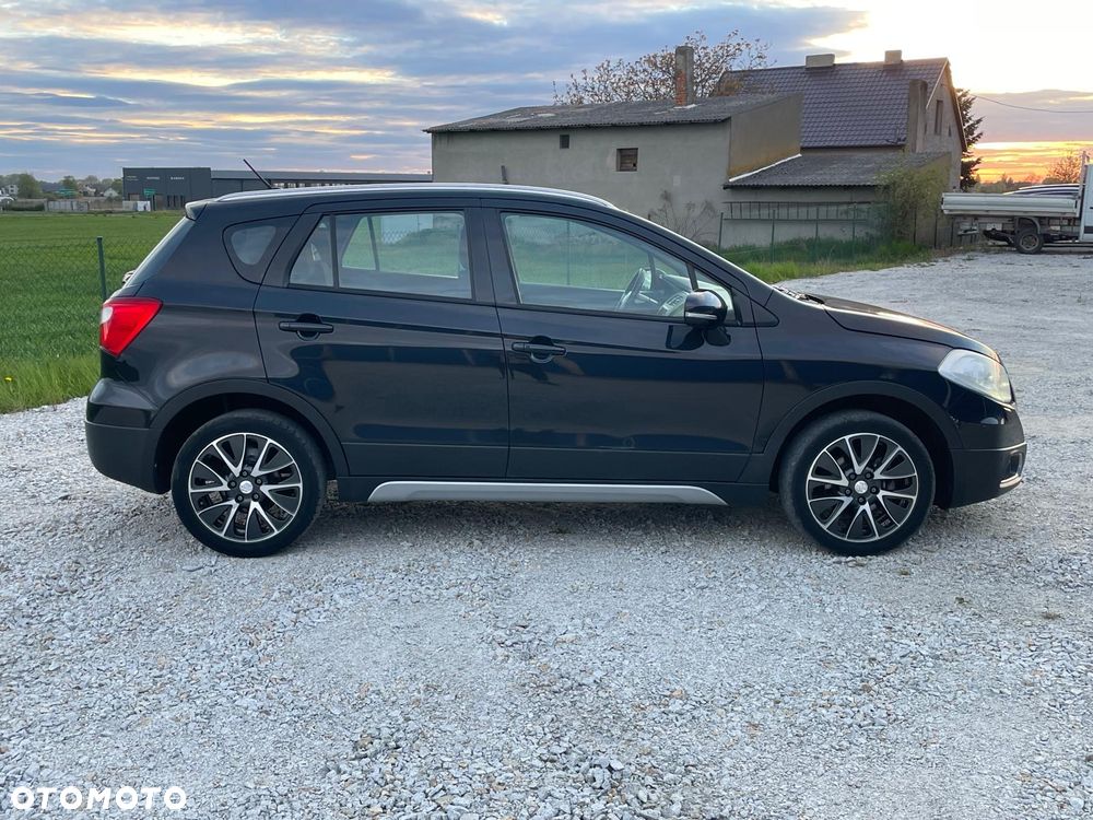 Suzuki SX4 S-Cross 1.6 DDiS 4x4 Comfort - 8