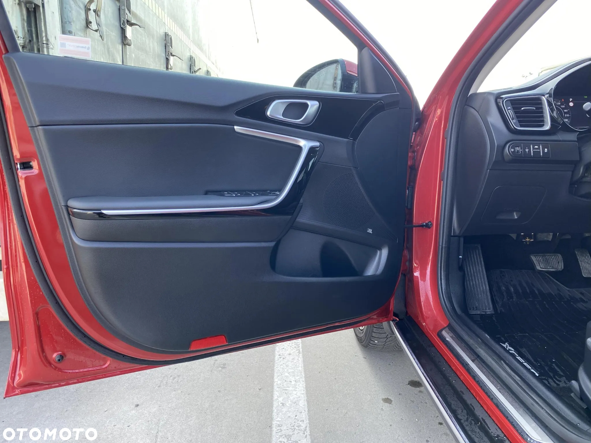 Kia XCeed 1.5 T-GDI Business Line DCT - 10