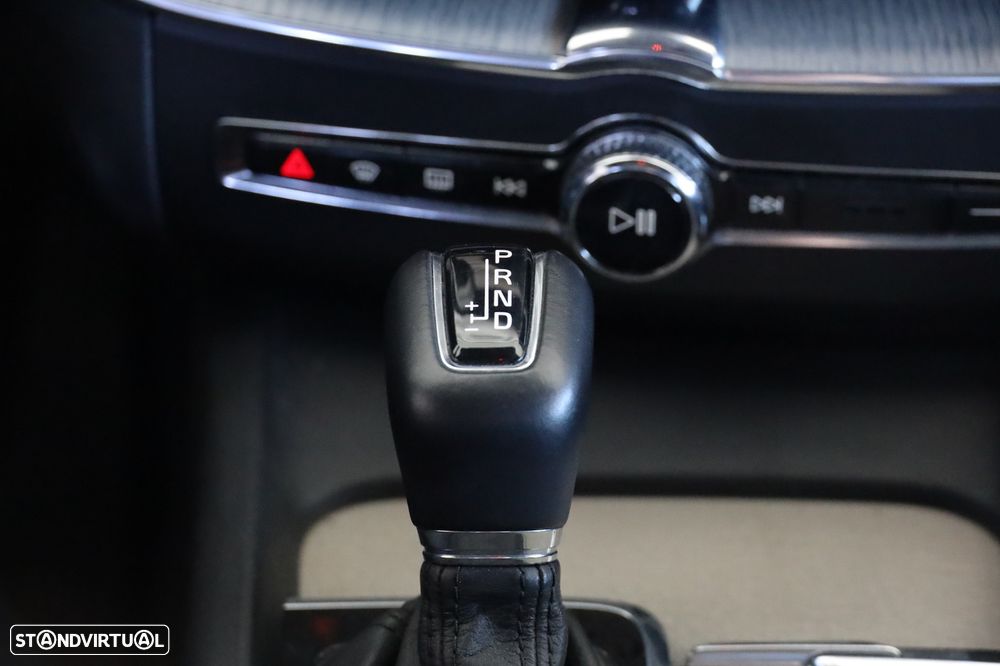 Volvo XC 60 2.0 D5 Inscription AWD - 25