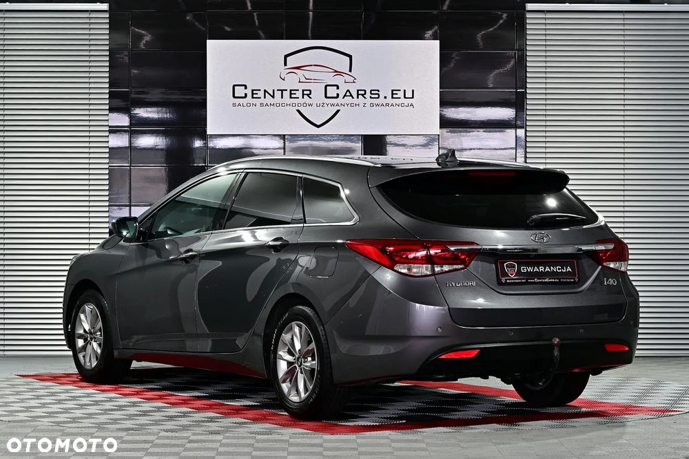 Hyundai i40 Kombi blue 1.6 Space - 4
