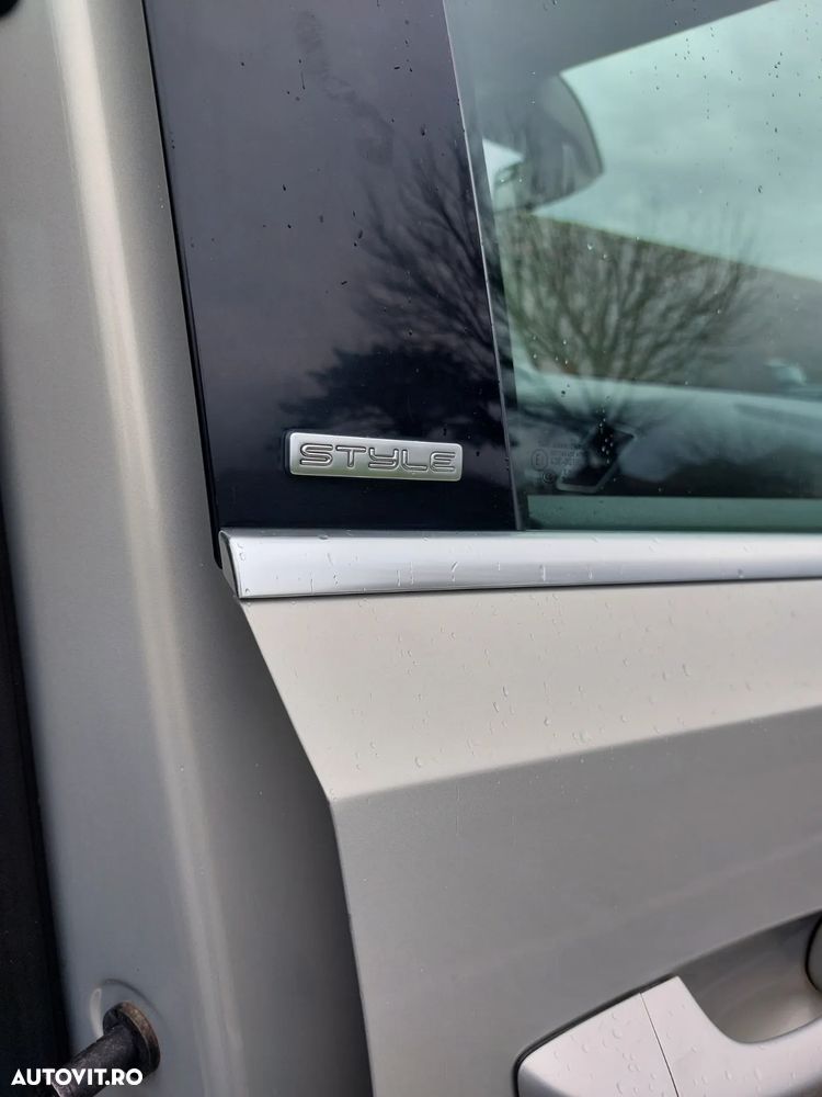 Volkswagen Sharan - 21