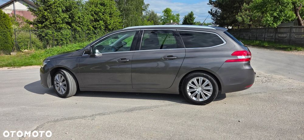 Peugeot 308 - 4