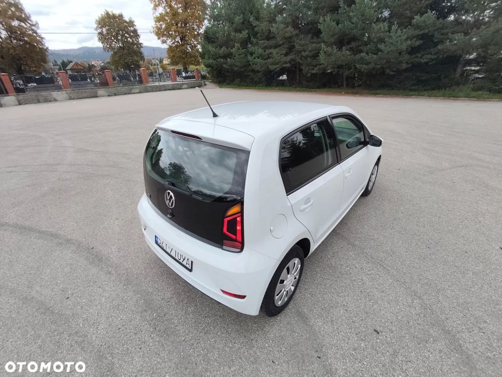 Volkswagen up! 1.0 Beats - 13