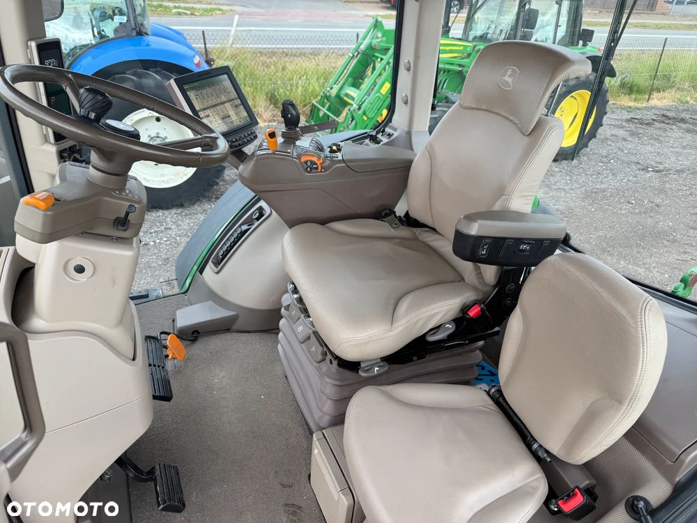 John Deere 7250R - 10