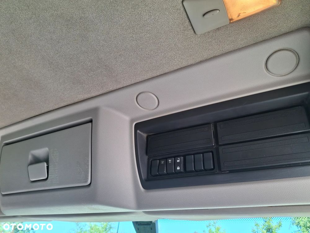 Renault Midlum 270 DXI Zamiatarka BUCHER Szczotki L/R Lewa I Prawa Strona 2 Silniki Karcher Listwa Ciśnieniowa Lanca Na Bębnie 2011r - 22