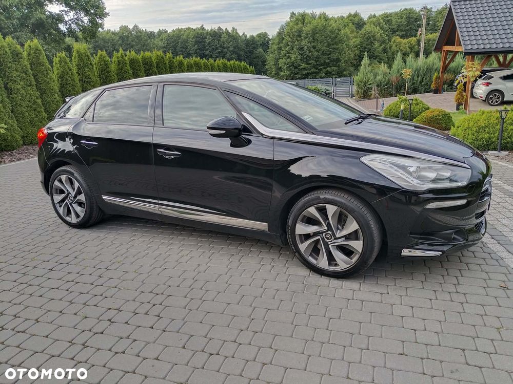 Citroën DS5 2.0 HDi SportChic - 1