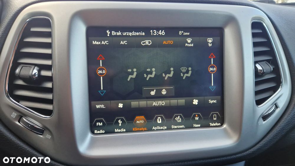 Jeep Compass 1.4 MultiAir Longitude - 21