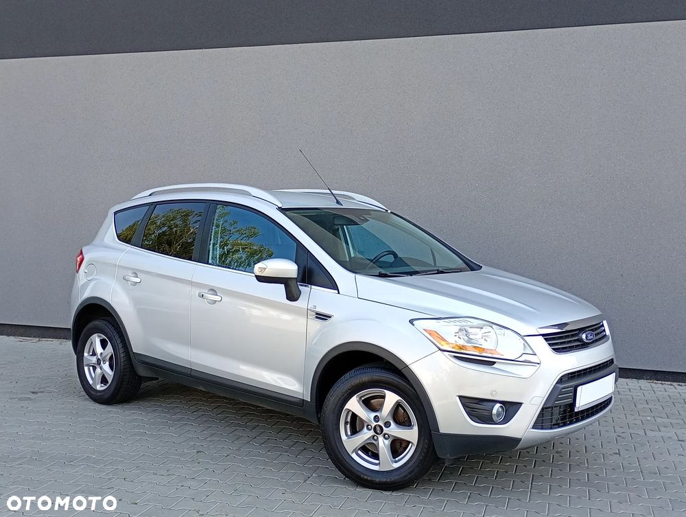 Ford Kuga - 1