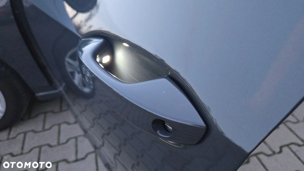 Volkswagen Golf - 25