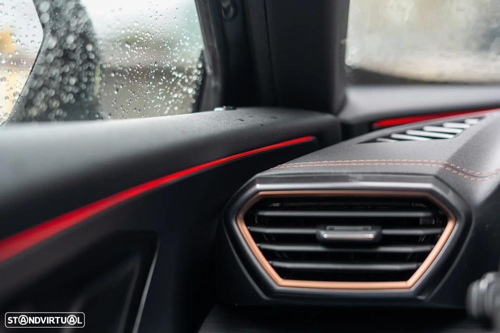 Cupra Formentor 1.4 e-Hybrid DSG VZ - 42