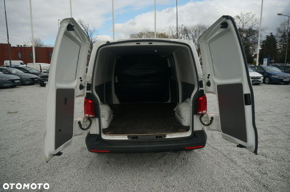 Volkswagen Transporter - 25