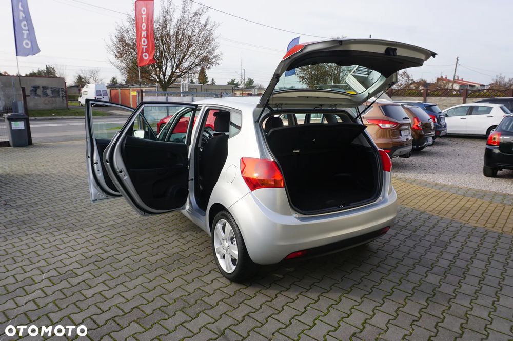 Kia Venga 1.4 Business Line - 14