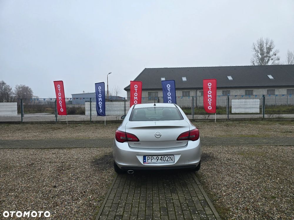 Opel Astra 1.4 T Active EU6 - 7