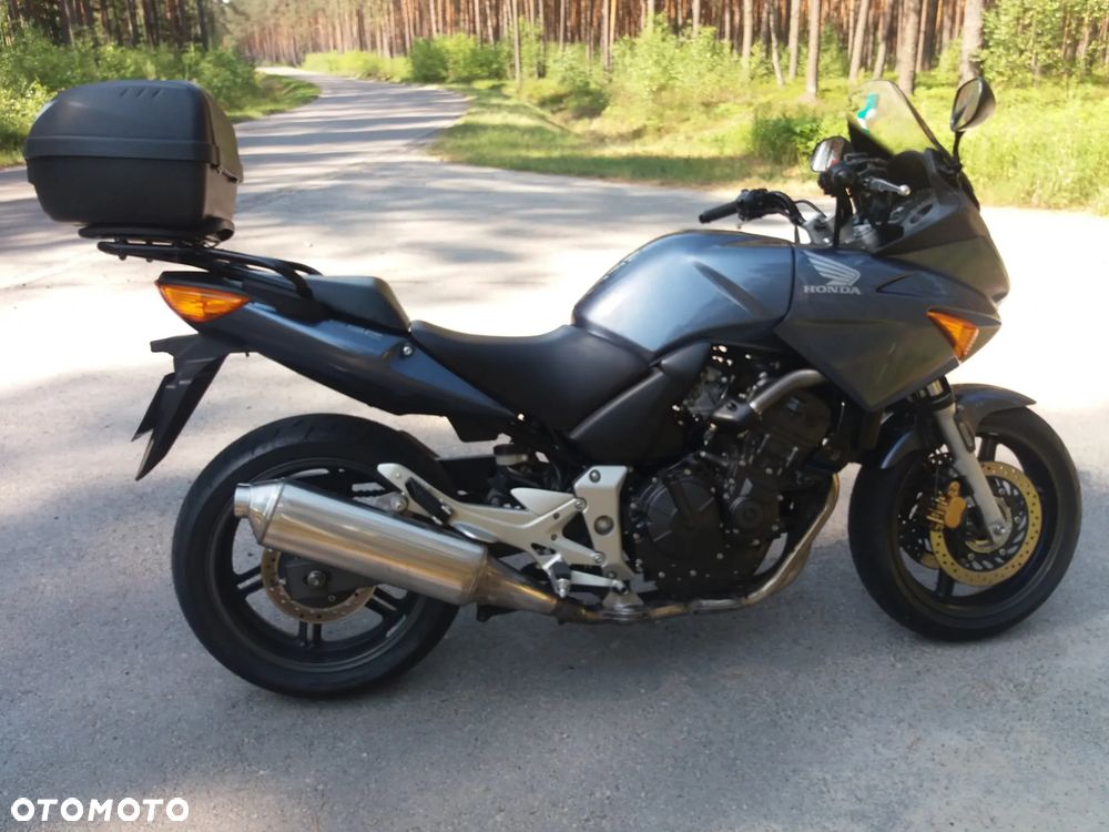 Honda CBF - 4