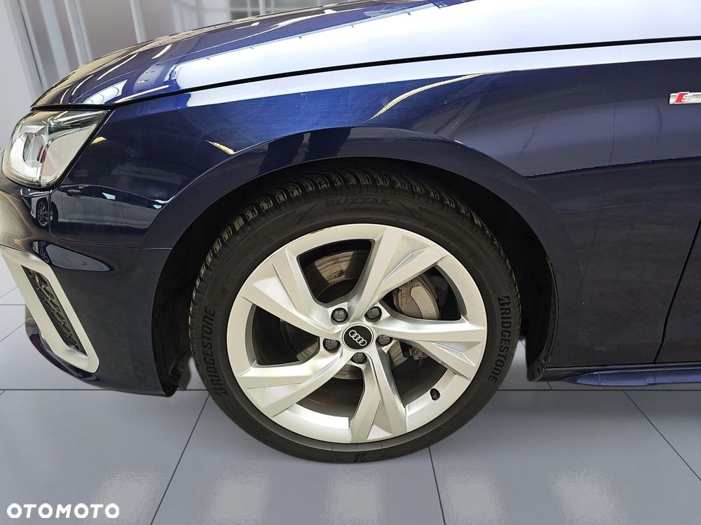 Audi A4 Avant 40 TDI mHEV S Line S tronic - 36