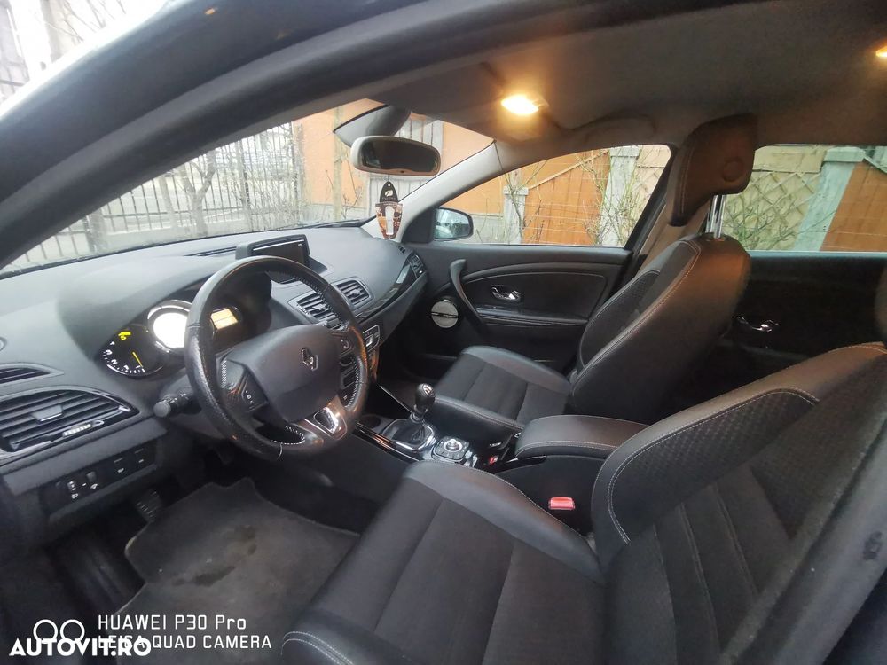 Renault Megane ENERGY dCi 130 Start & Stop Bose Edition - 14