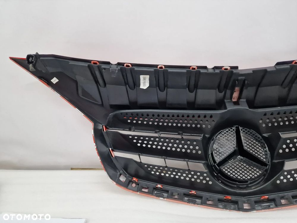 MERCEDES CITAN W415 13- ATRAPA / GRILL PRZEDNI PRZÓD , NR 623100373R / A4158880023 , NR AUKCJI GL322 - 12