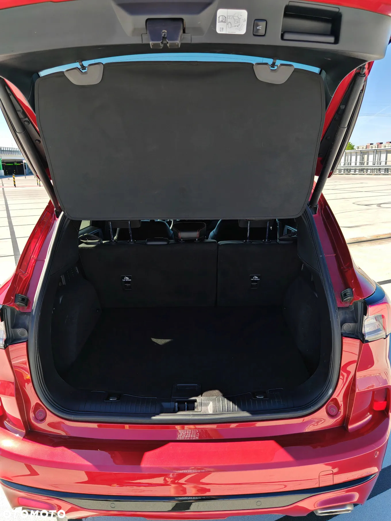 Ford Kuga 2.5P PHEV FWD ST-Line X - 25