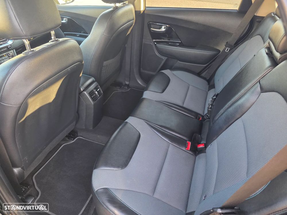 Kia e-Niro 64kWh - 14