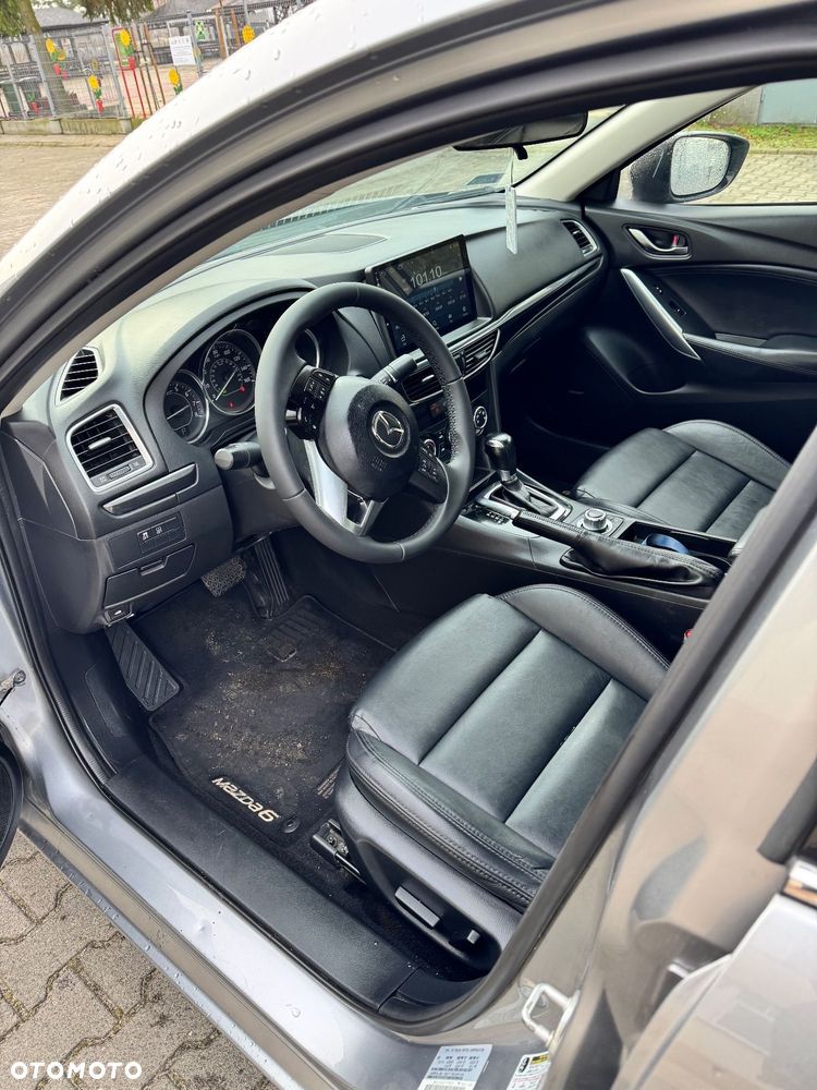 Mazda 6 - 4