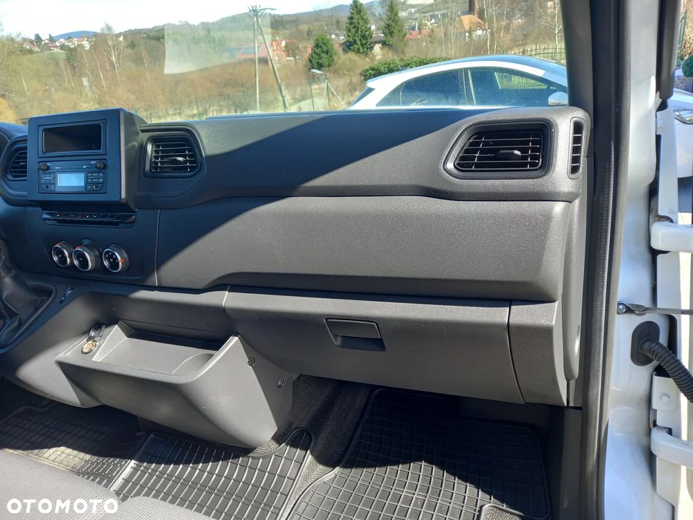 Renault Master - 16