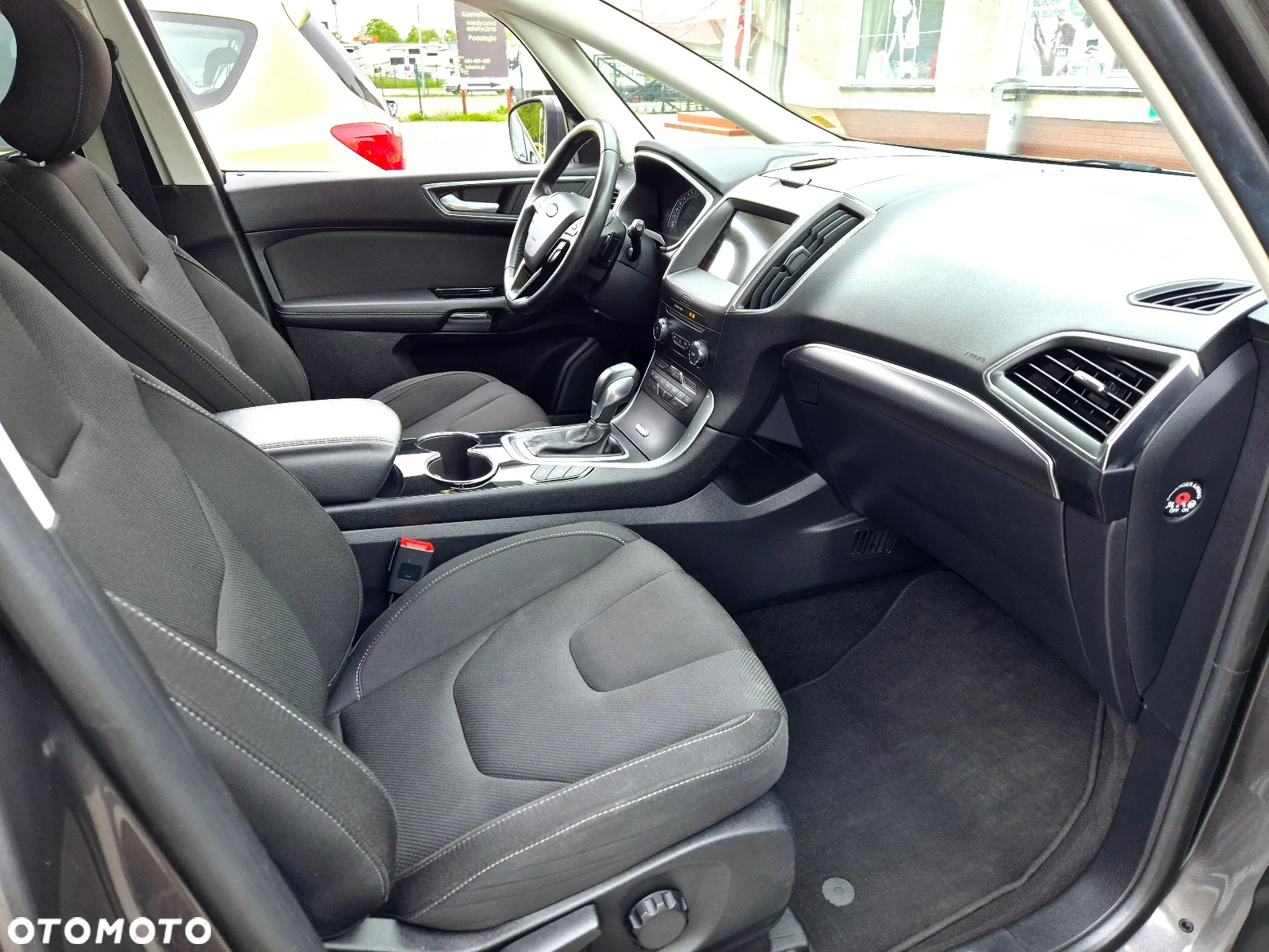 Ford S-Max 2.0 EcoBoost Titanium - 23