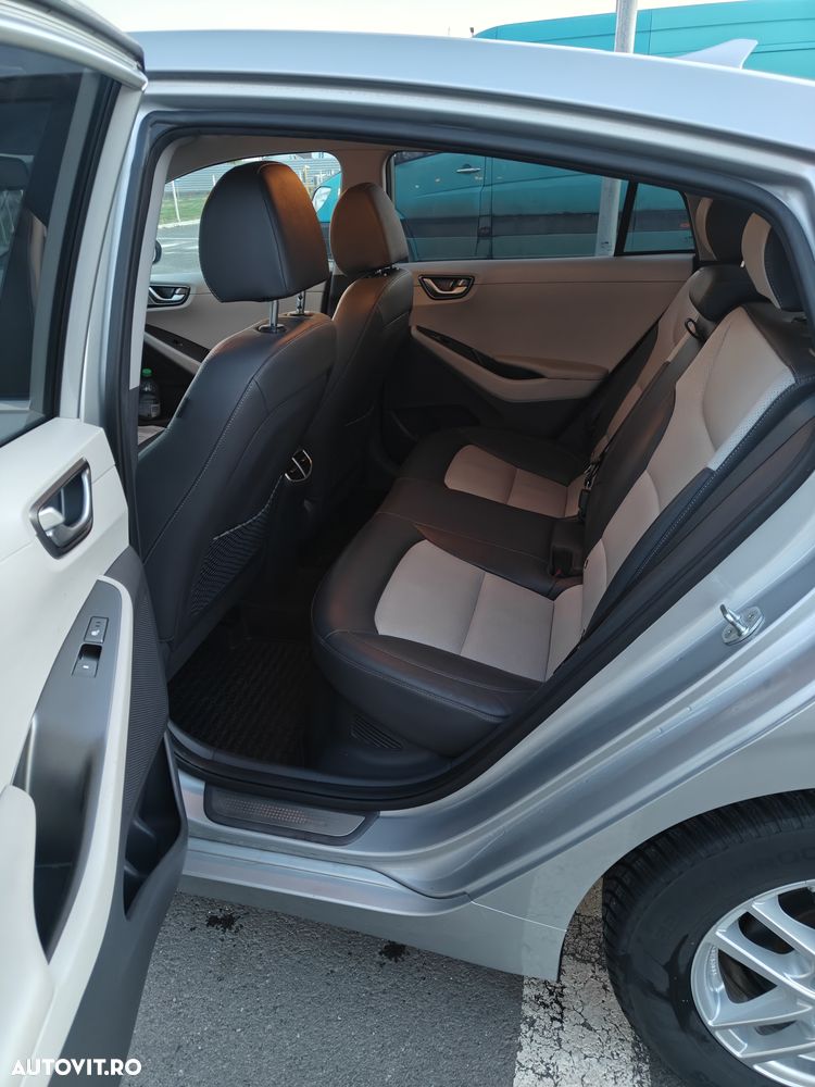 Hyundai IONIQ 141CP Exclusive - 12