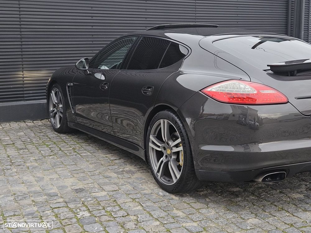Porsche Panamera Standard - 9