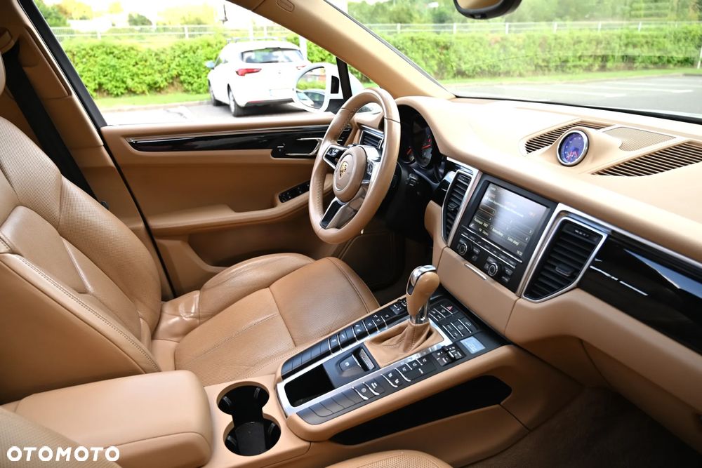 Porsche Macan - 27