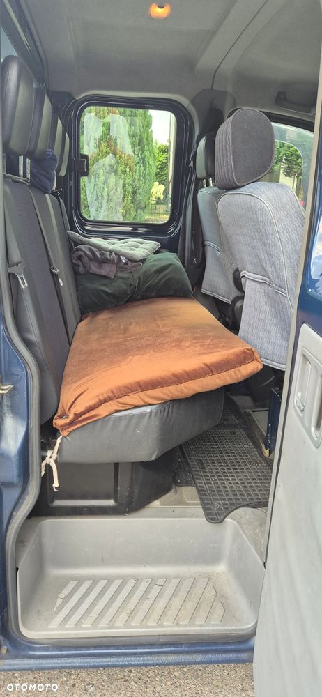 Mercedes-Benz Sprinter - 10