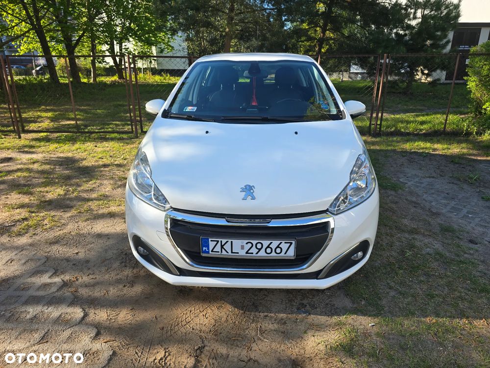 Peugeot 208 - 2