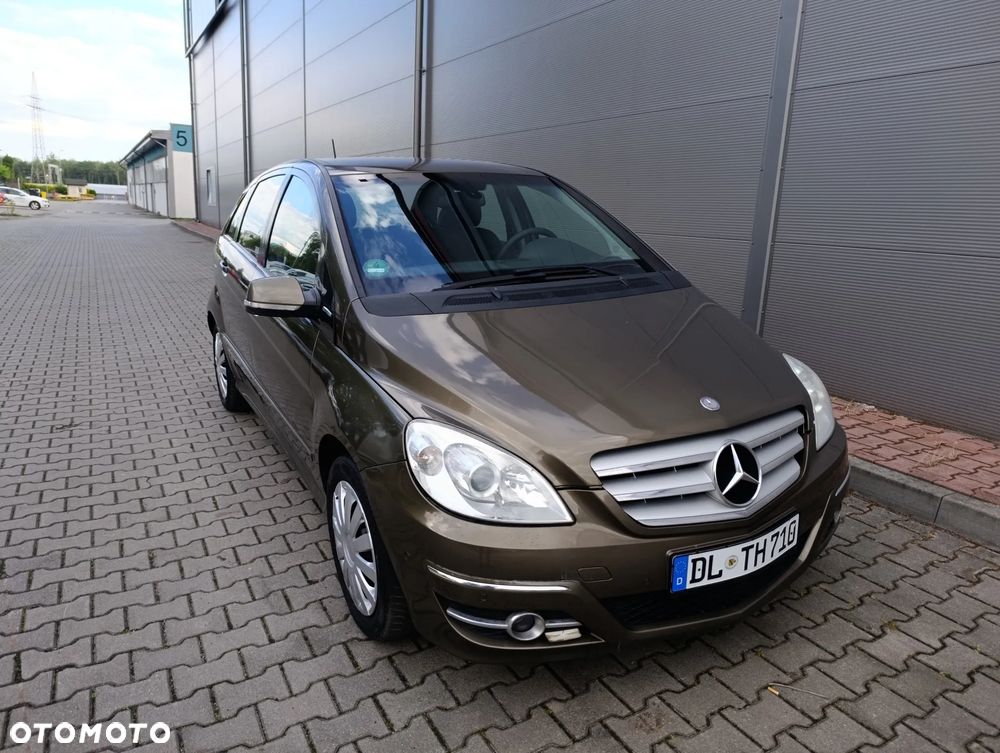 Mercedes-Benz Klasa B 180 - 2